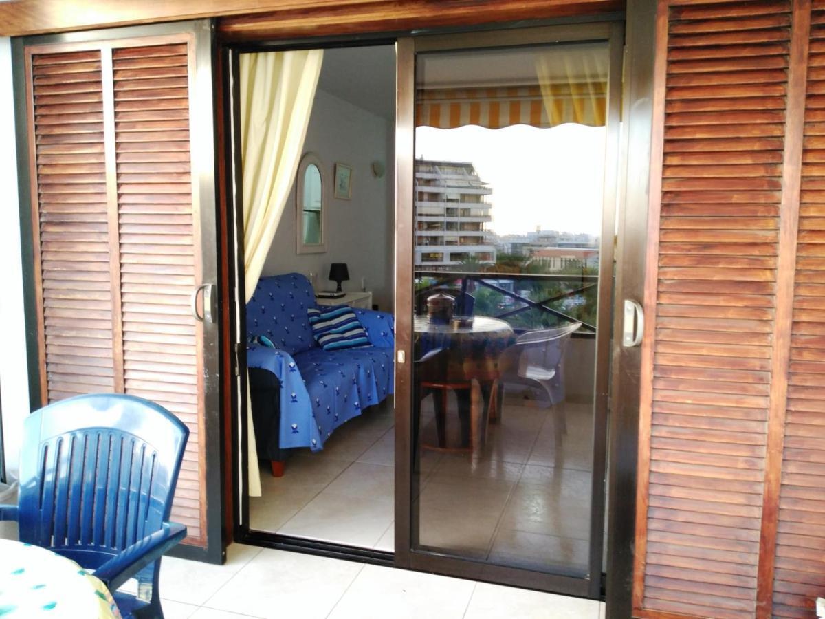 San Marino Apartment Лос Кристианос Номер фото